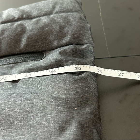 Champion Black Quilted Vest High Collar Women's Size Large - Picture 7 of 7